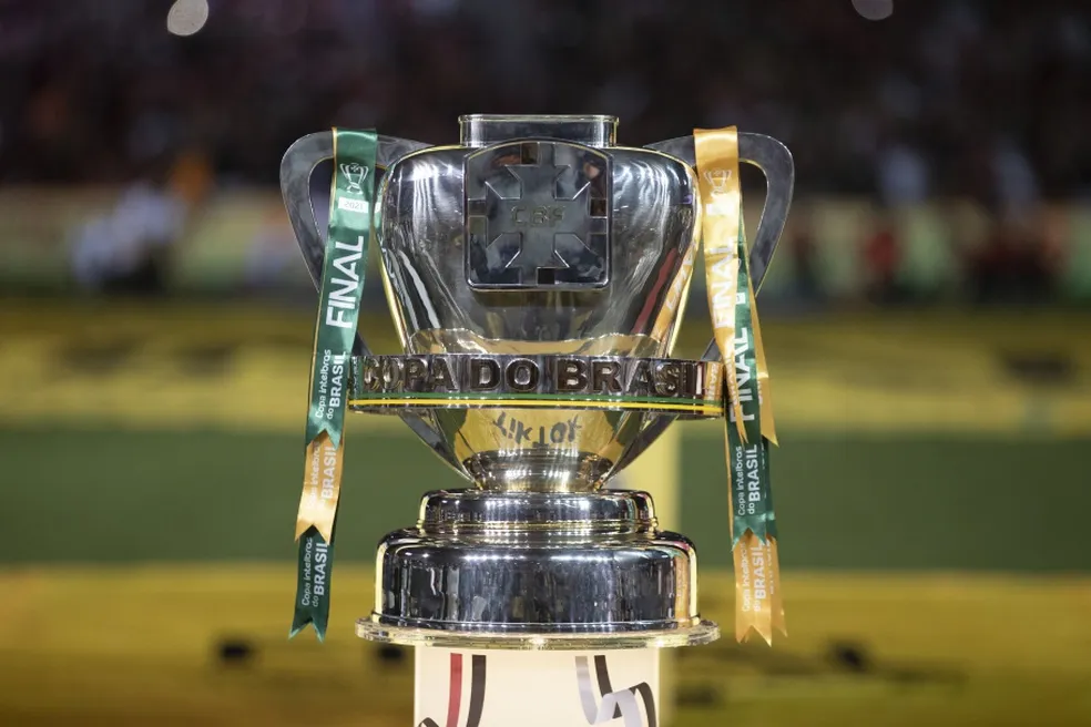 Quantos títulos da Copa do Brasil o Santos possui?